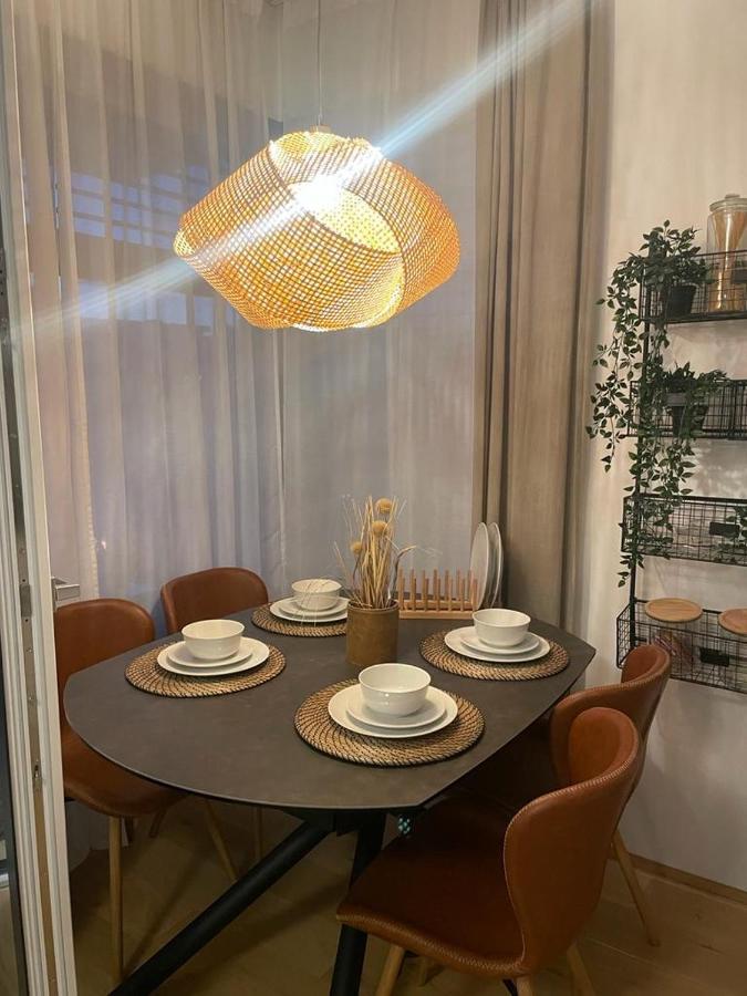 Nikolas ลินซ์ ภายนอก รูปภาพ